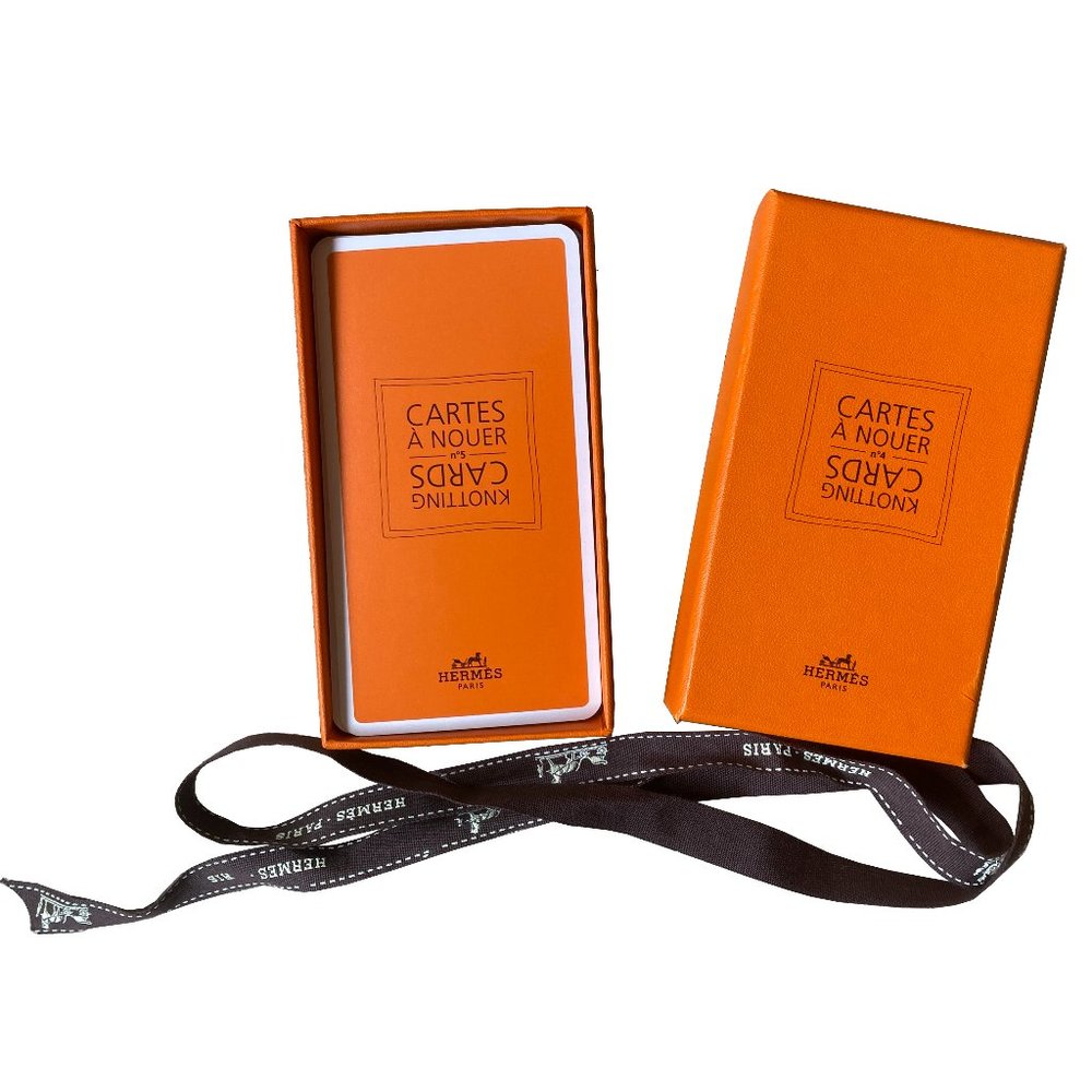 100% Auth rare HERMÈS Cartes à Nouer (How to Tie a Scarf) cards （1 Set）